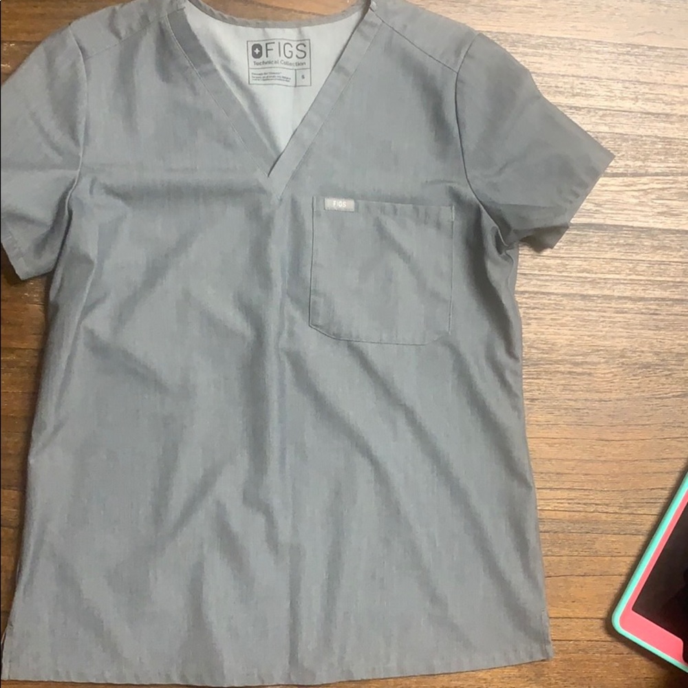 Figs Scrub Top